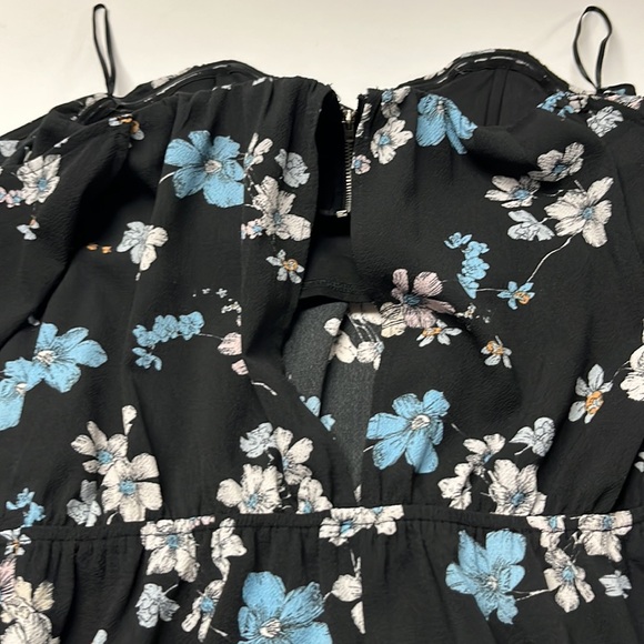 Hommage long sleeve romper - Picture 8 of 8